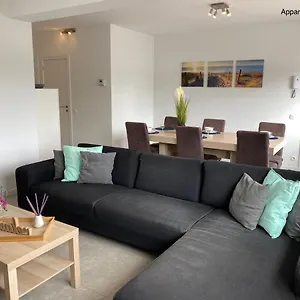 Residentie Duinenzucht - Laure I Lynne , Bredene België